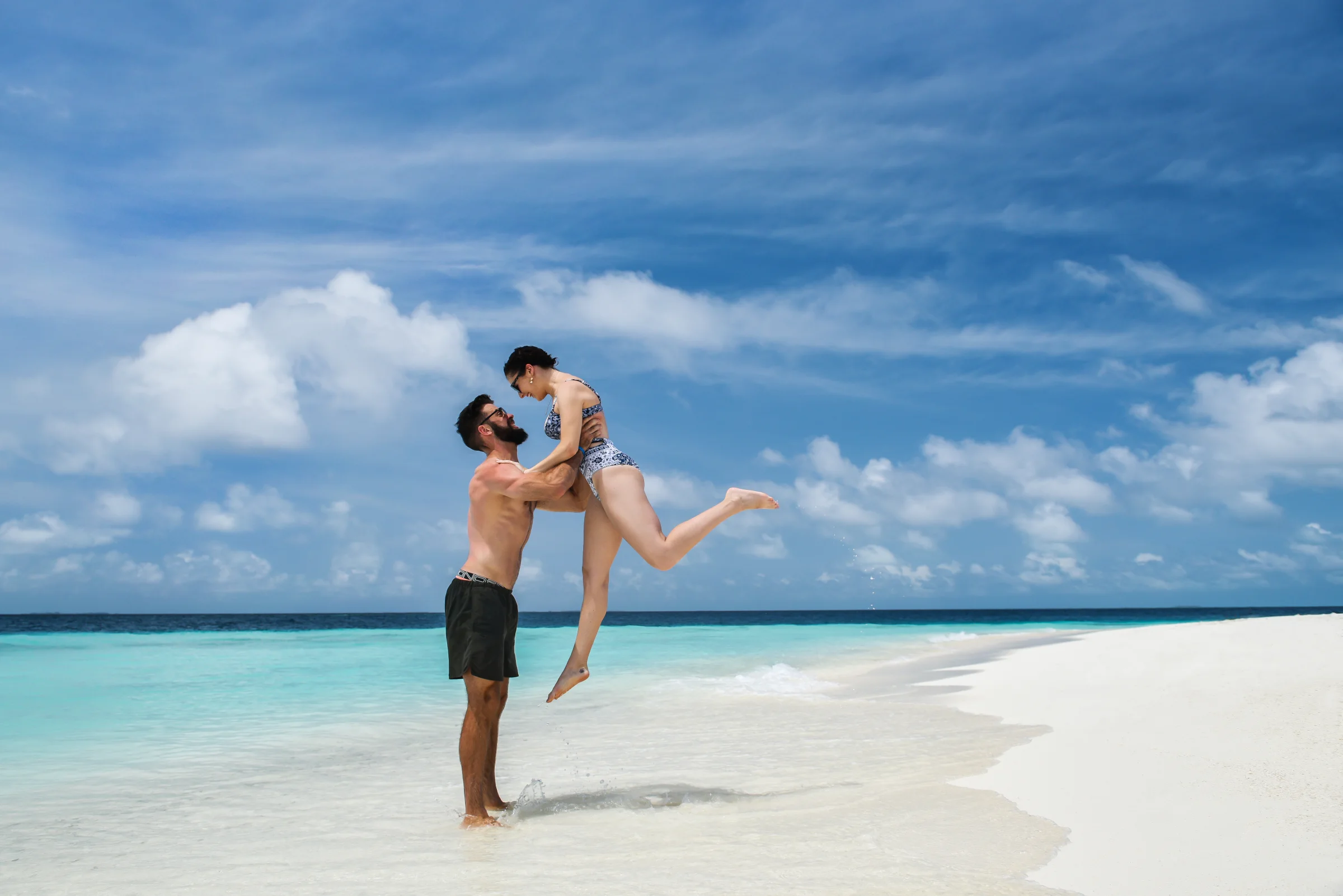Couple on the beach, Adaaran Club Rannalhi