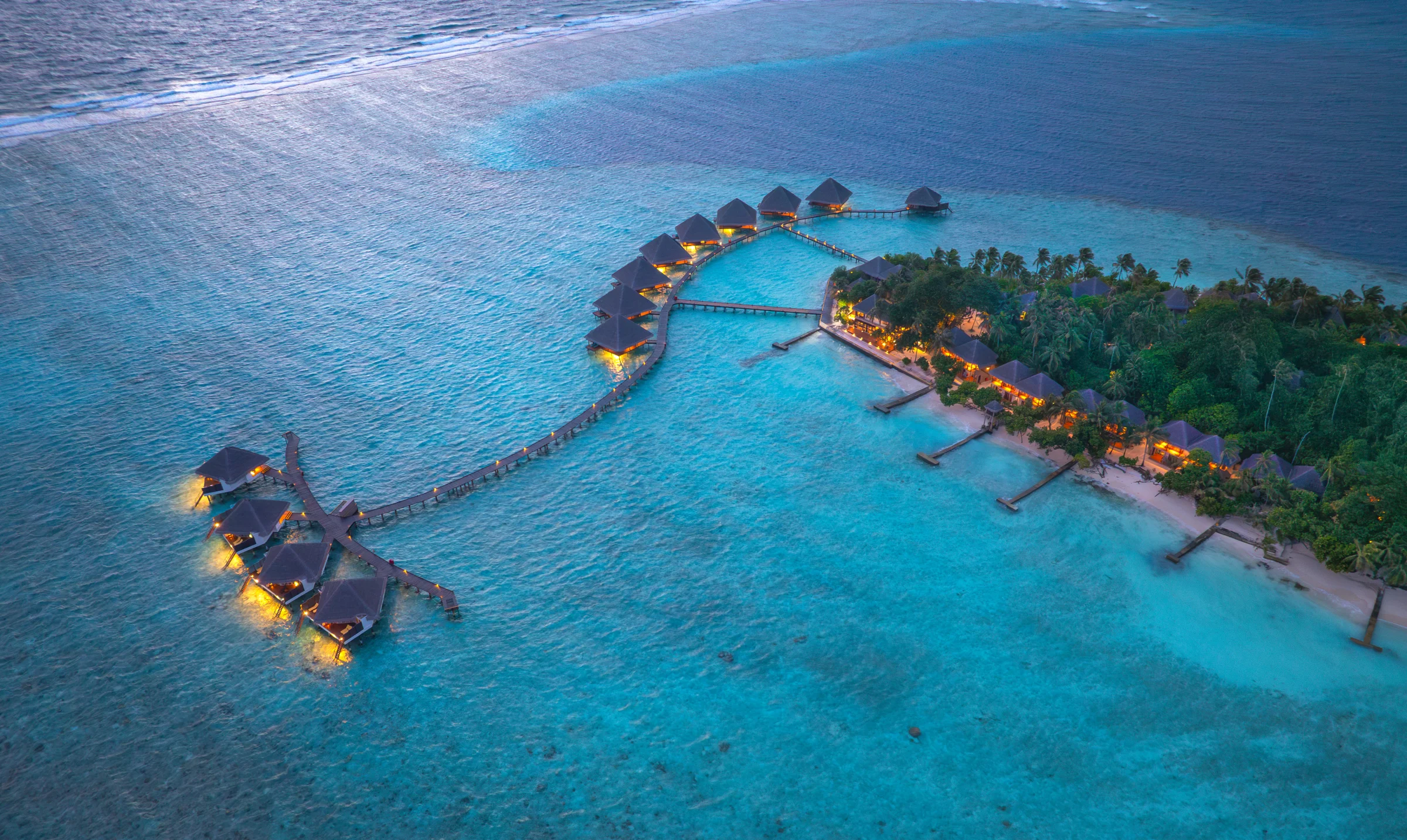 Island at sunset, Adaaran Club Rannalhi