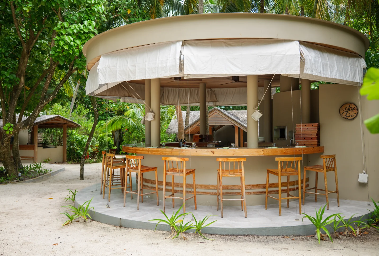 Joe's Pizza, Amilla Maldives