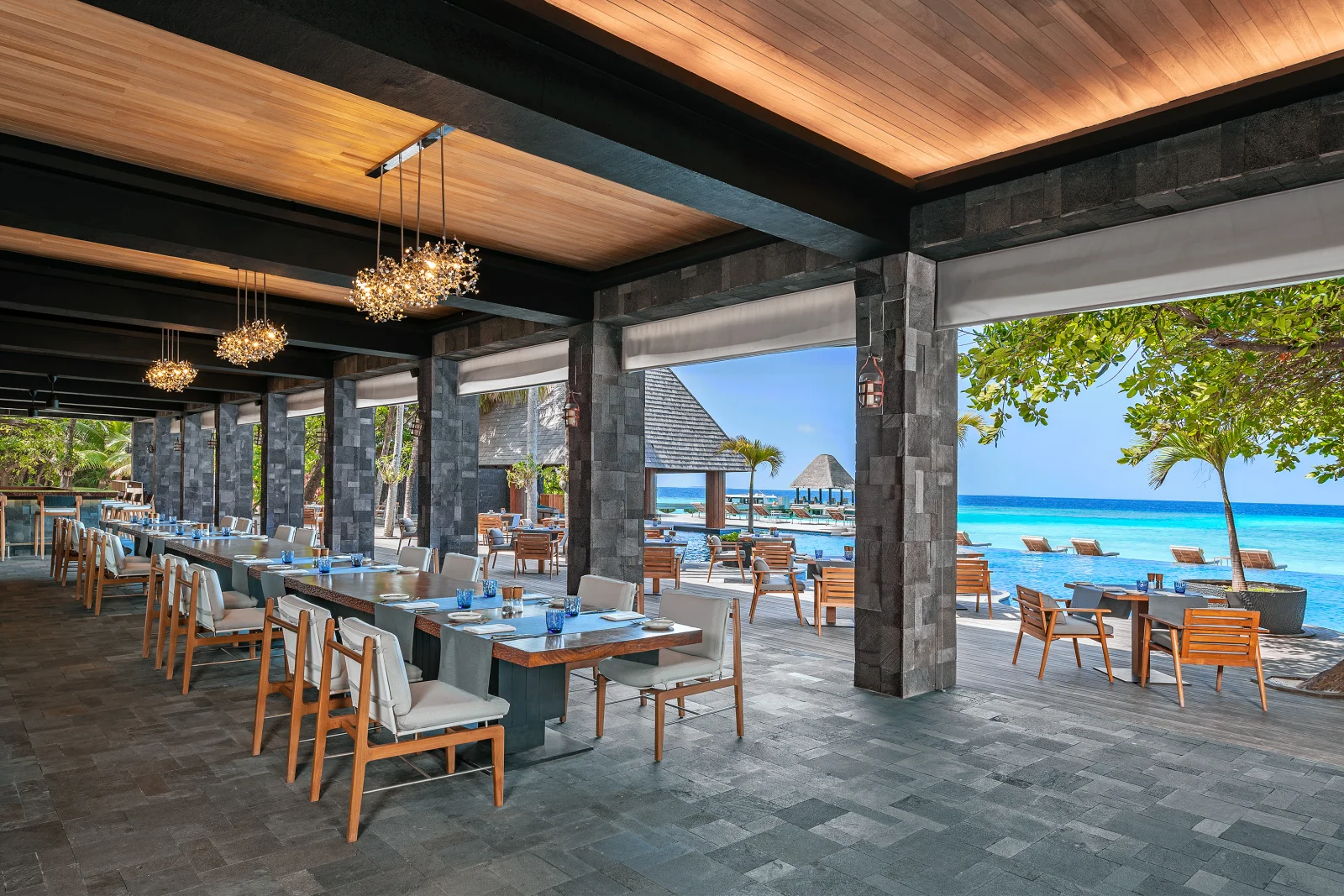Manzaru, Anantara Kihavah