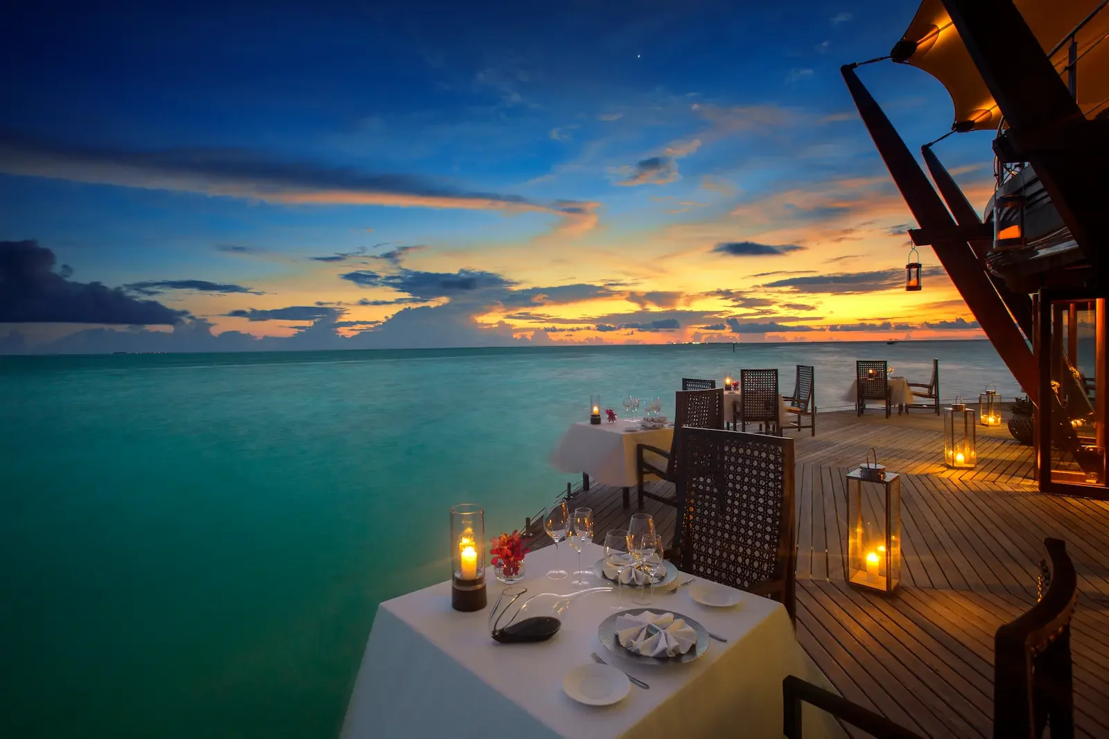The Lighthouse Restaurant, Baros Maldives