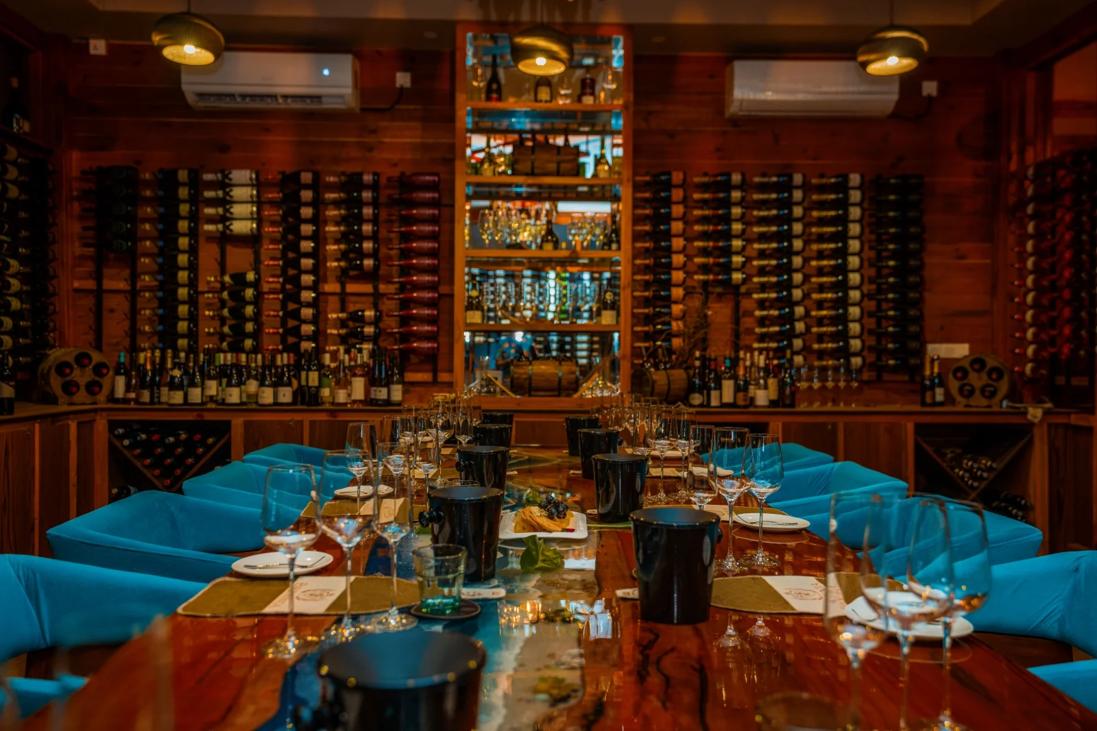 Wine Cellar, Brennia Kottefaru