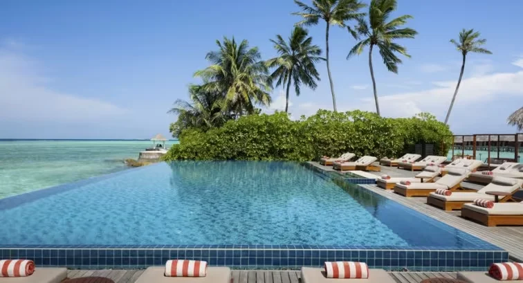 Dhoni Bar, Anantara Dhigu
