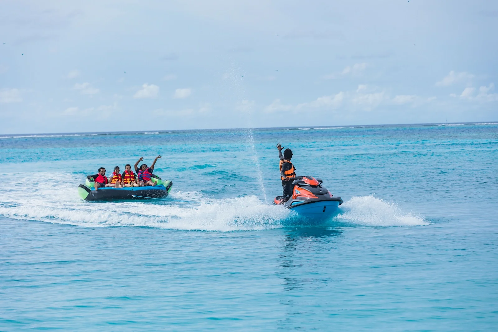 Aqua Quest watersports, NOOE Maldives Kunaavashi