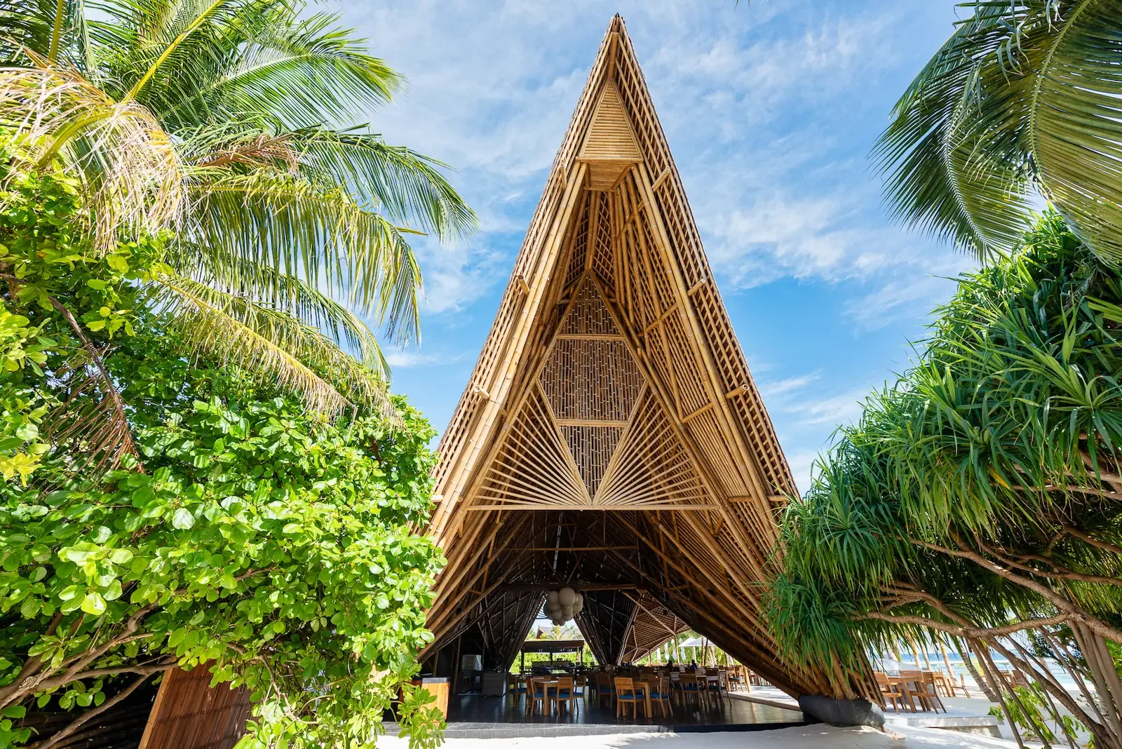 ONU Marche, Kuredhivaru Resort and Spa Maldives