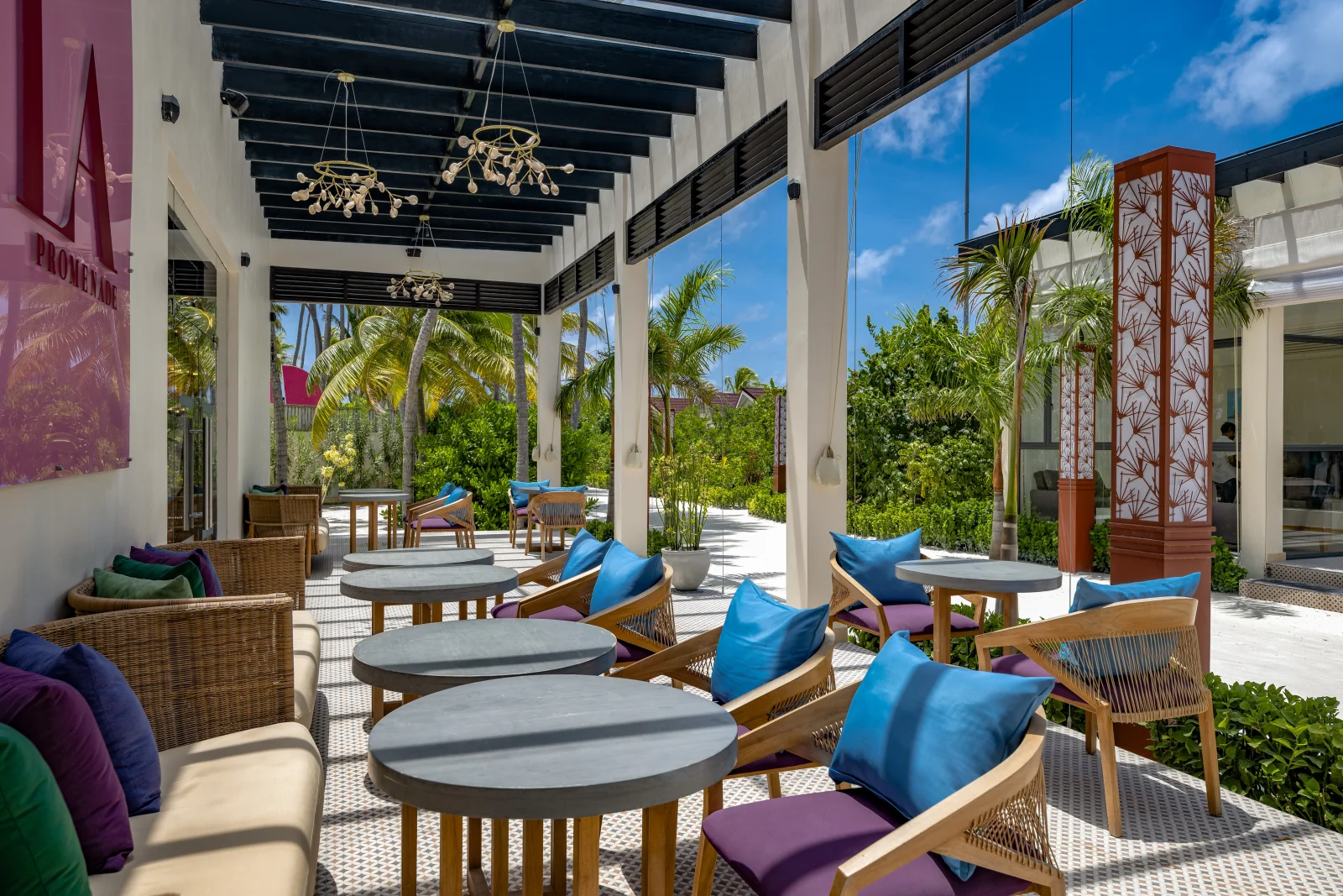 La Promenade, OBLU Xperience Ailafushi