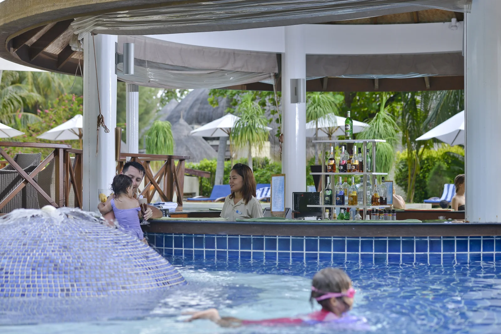 Pool Bar, Bandos Maldives