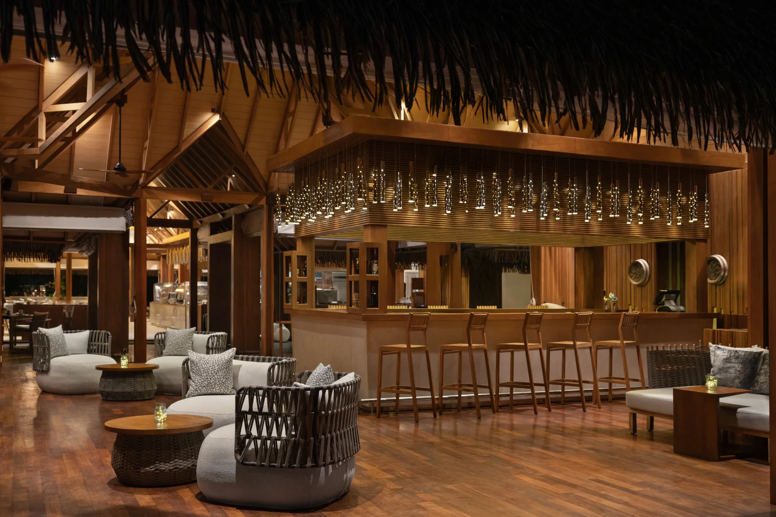 Ralu Overwater Lounge Bar, Heritance Aarah