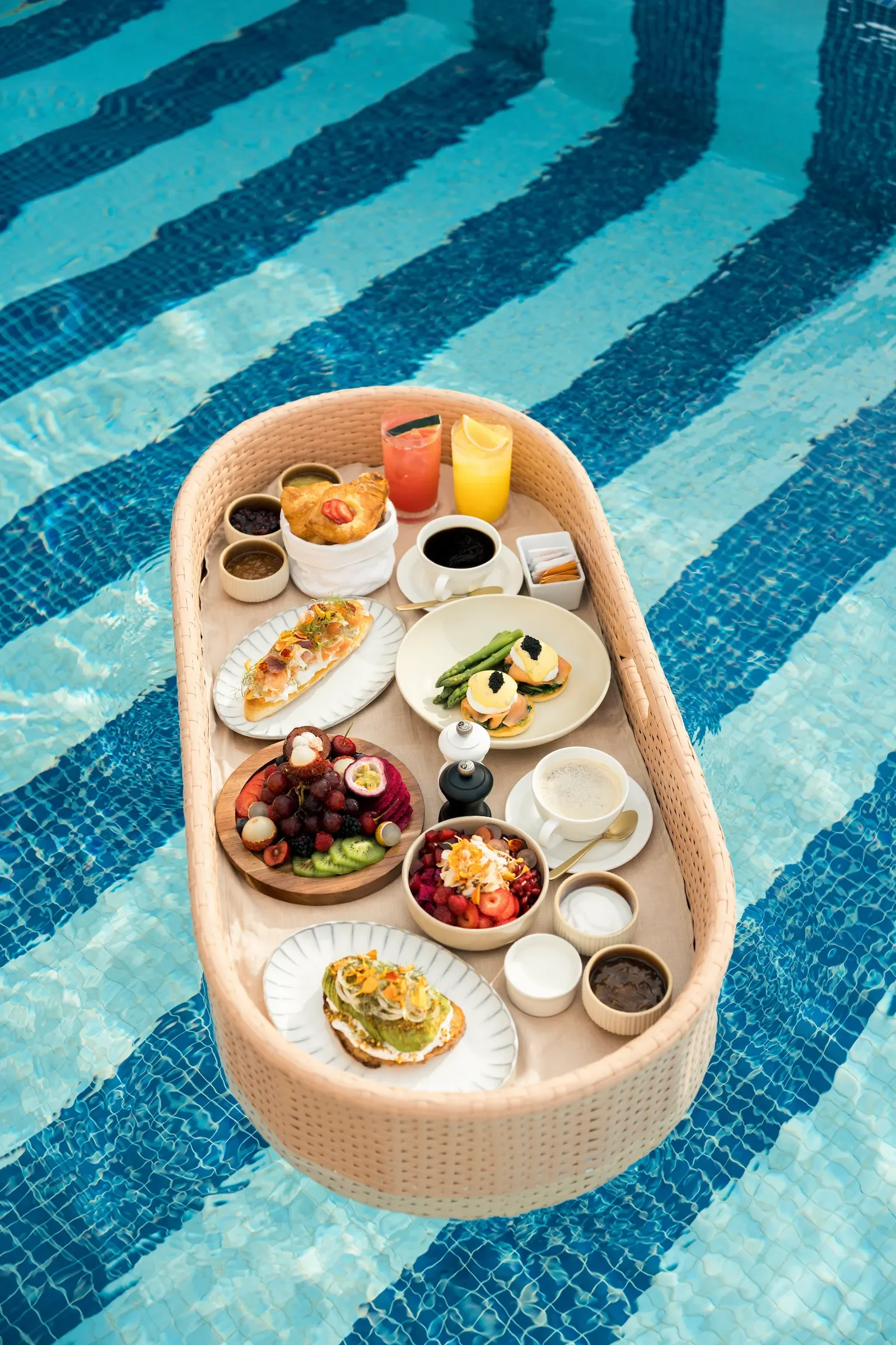 In-Room Dining, SO/ Maldives