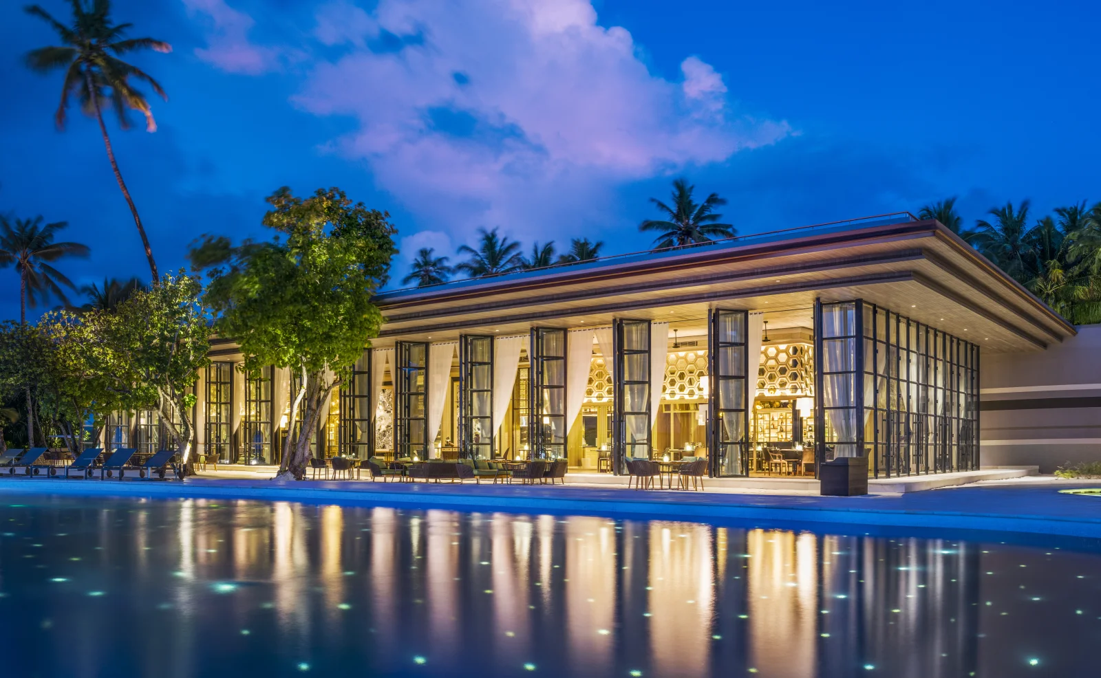 Alba restaurant, The St Regis Maldives Vommuli