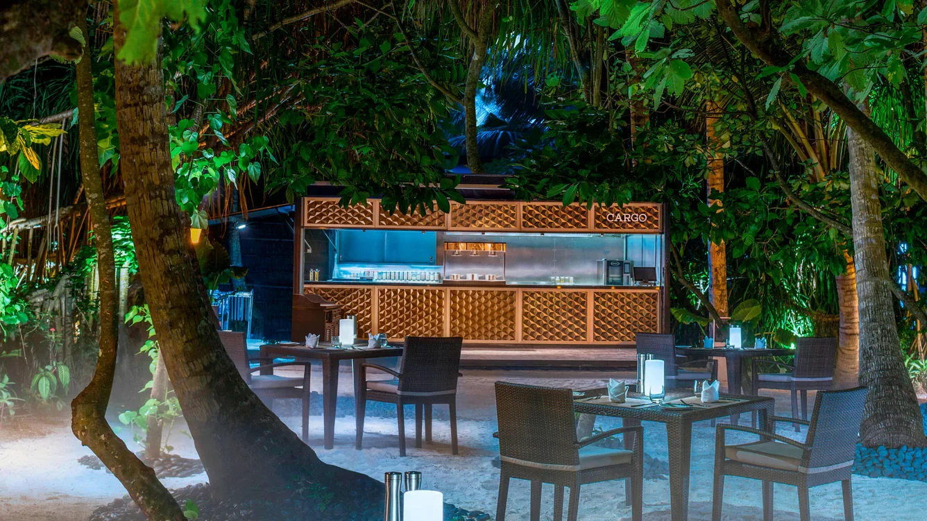 Cargo, The St Regis Maldives Vommuli