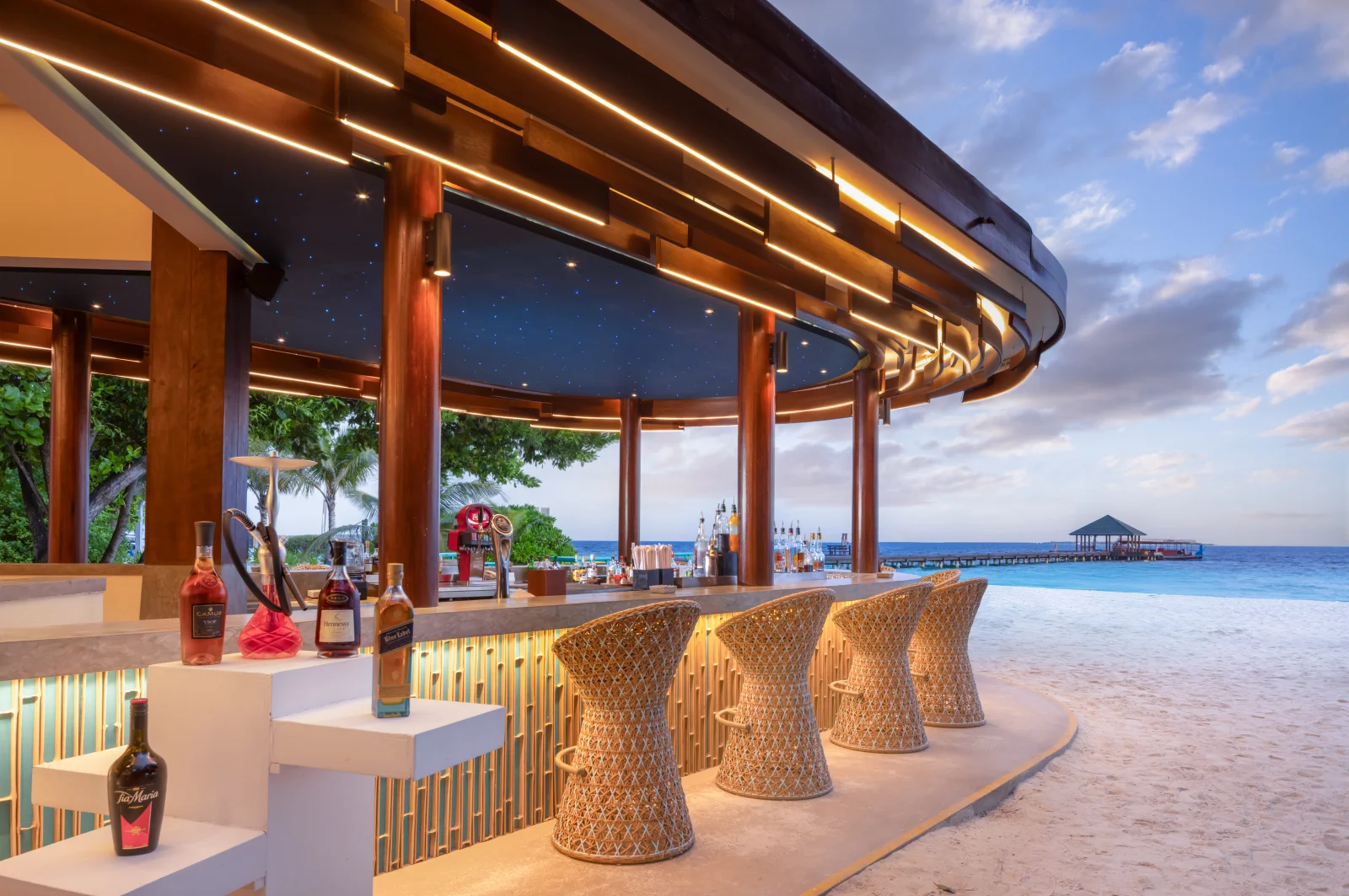 Sunset Bar, Adaaran Select Meedhupparu