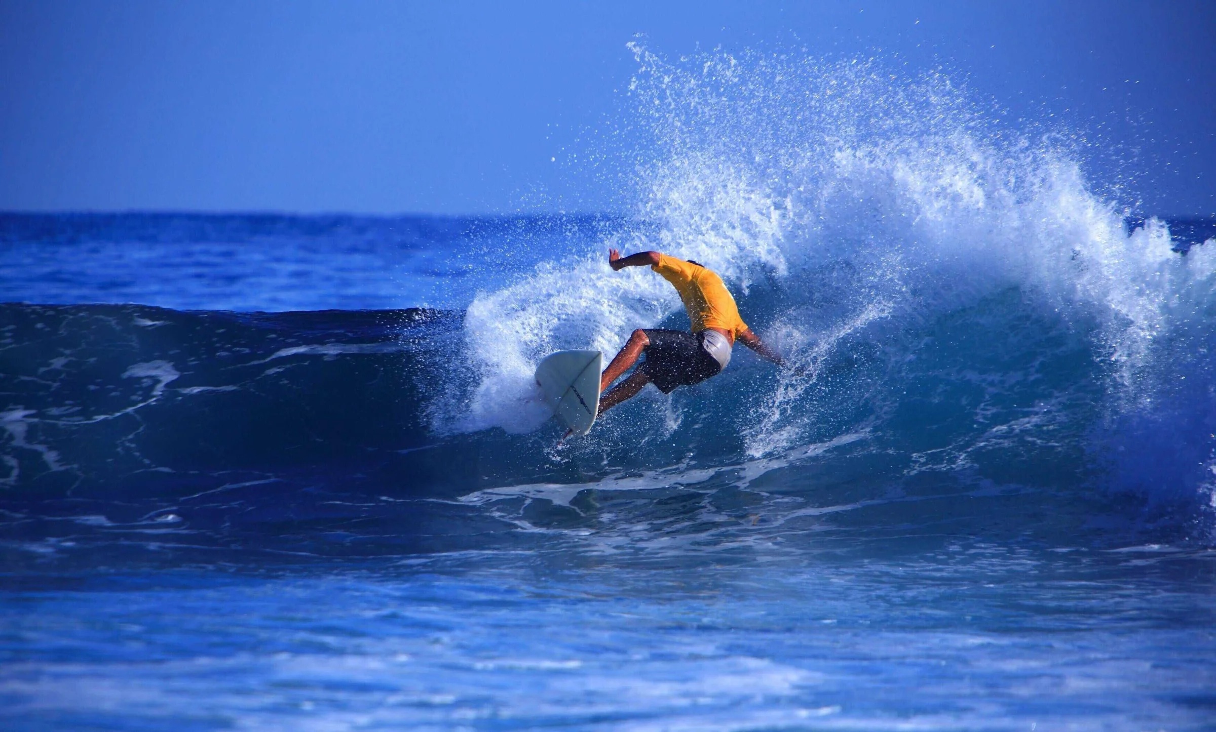 Surfing, Hard Rock Hotel Maldives