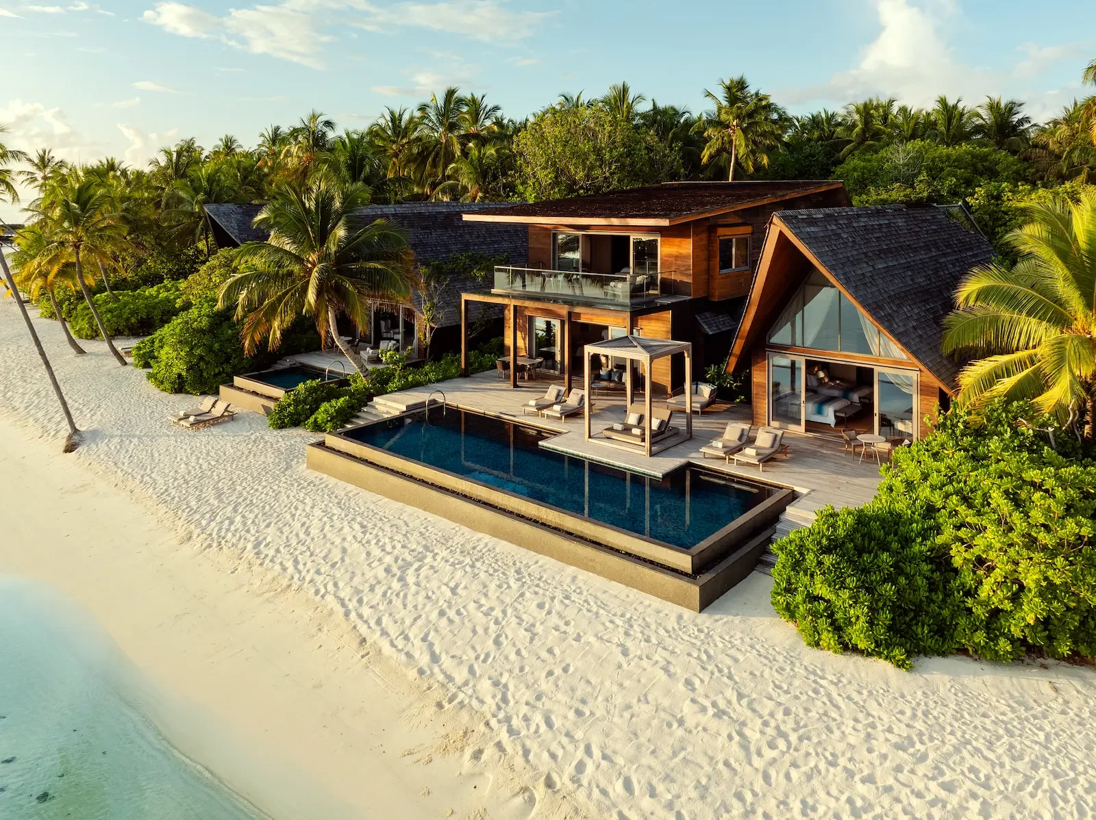 Caroline Astor Estate 3Bedroom, The St Regis Maldives Vommuli