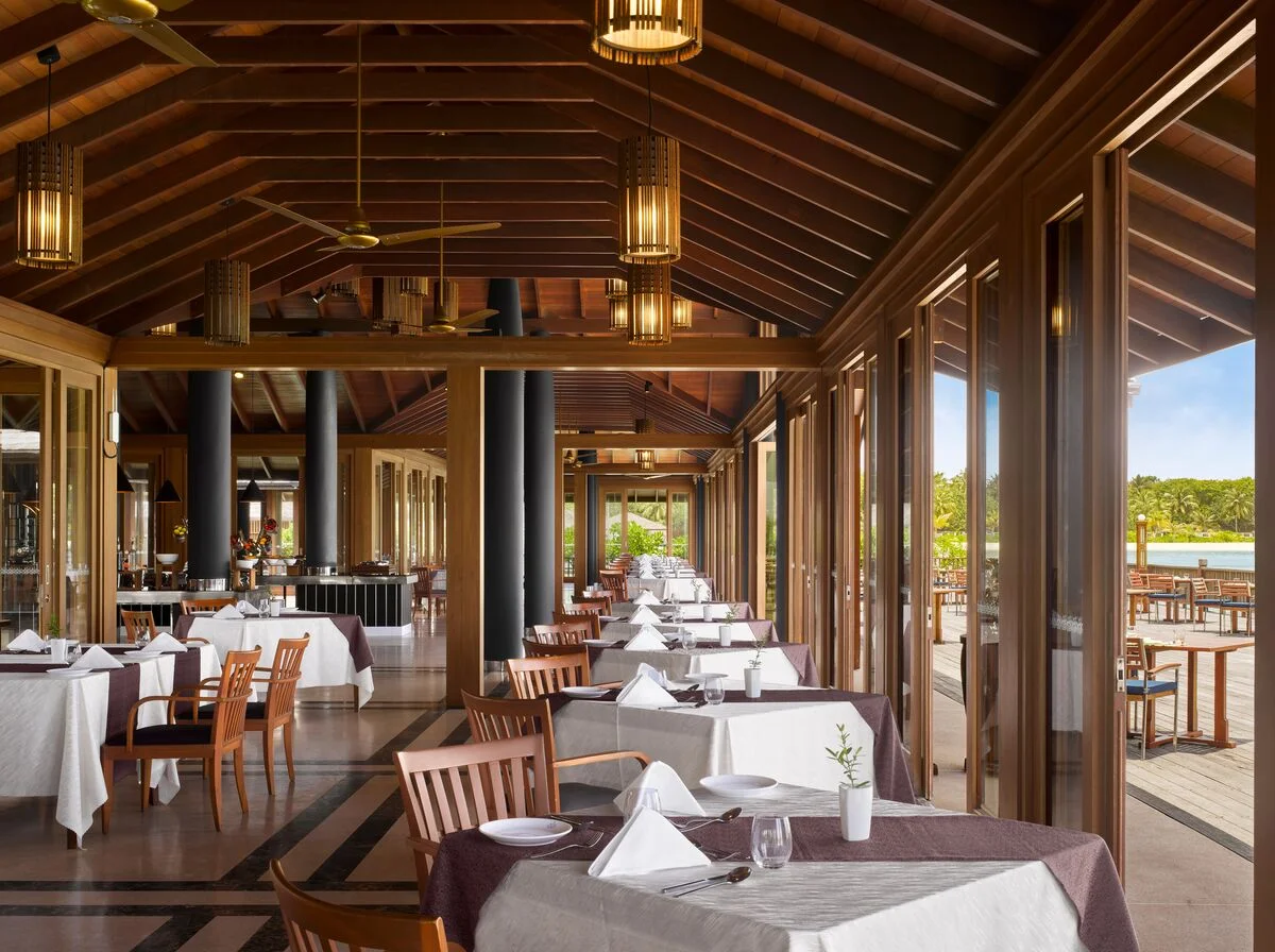 Lagoon Restaurant, Villa Nautica Paradise Island