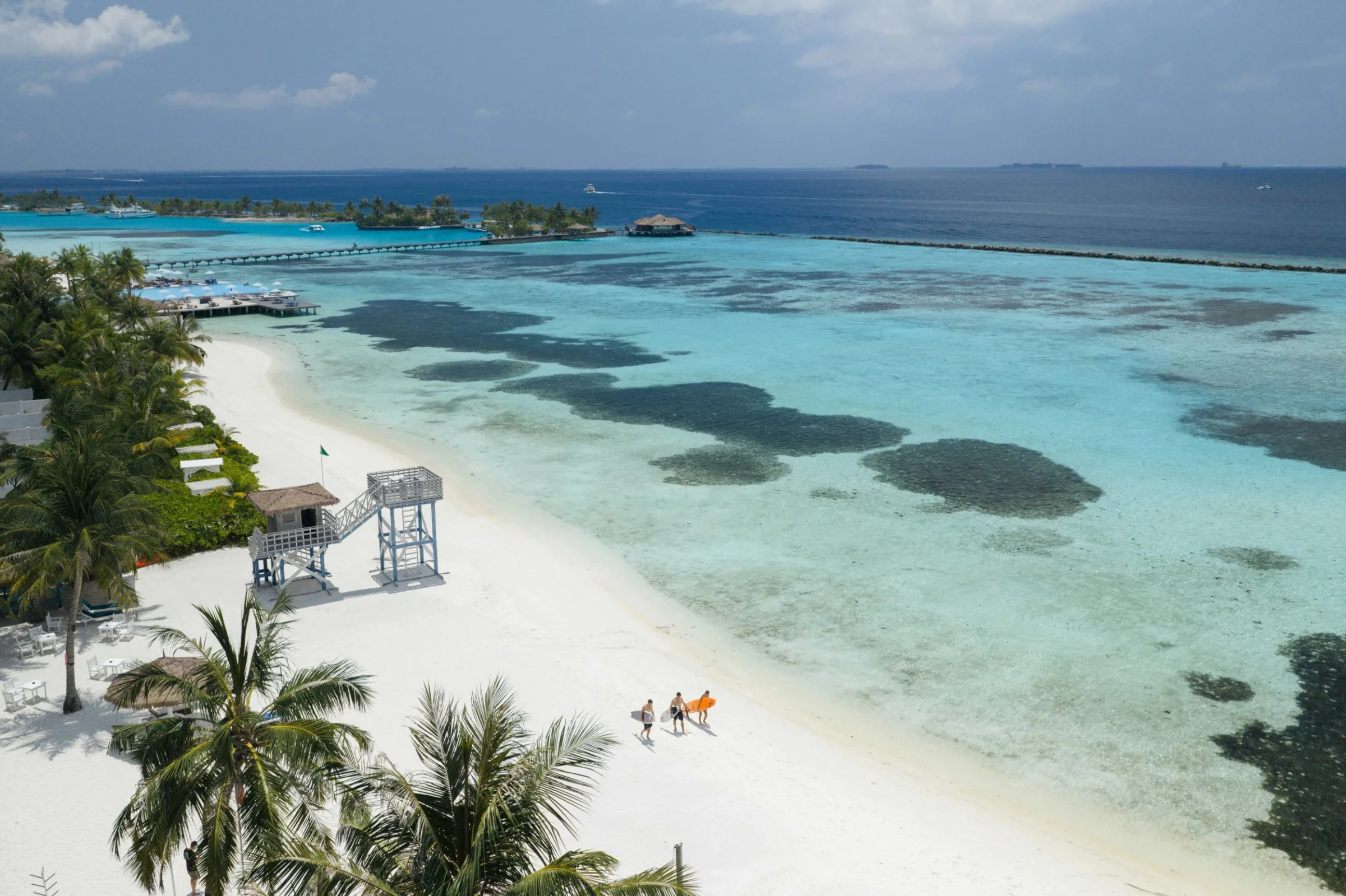 Surfing aerial, Villa Nautica Paradise Island
