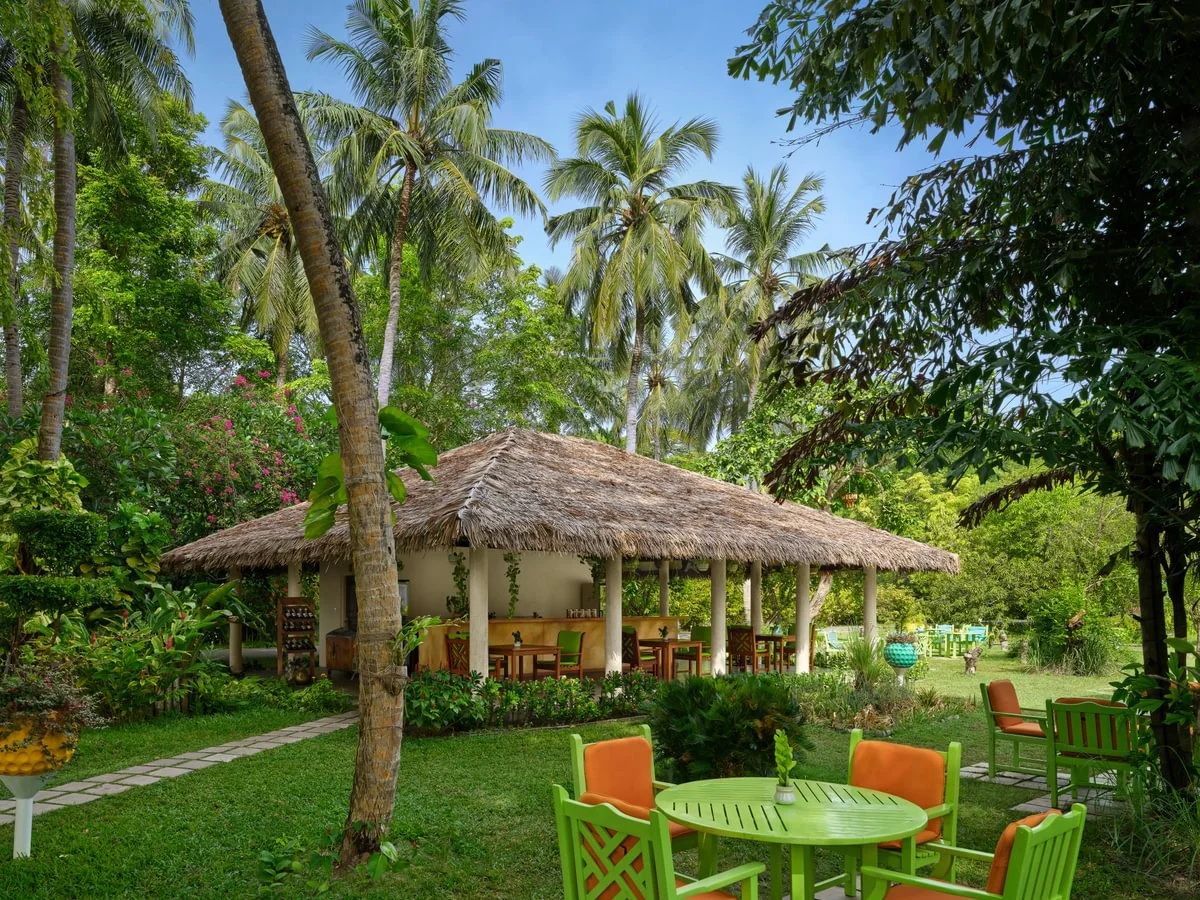 Garden Bar, Villa Park Sun Island