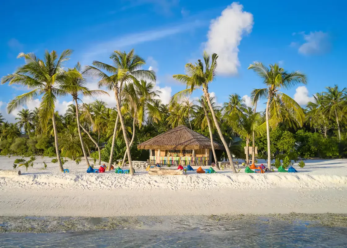 La Tropicana, Villa Park Sun Island