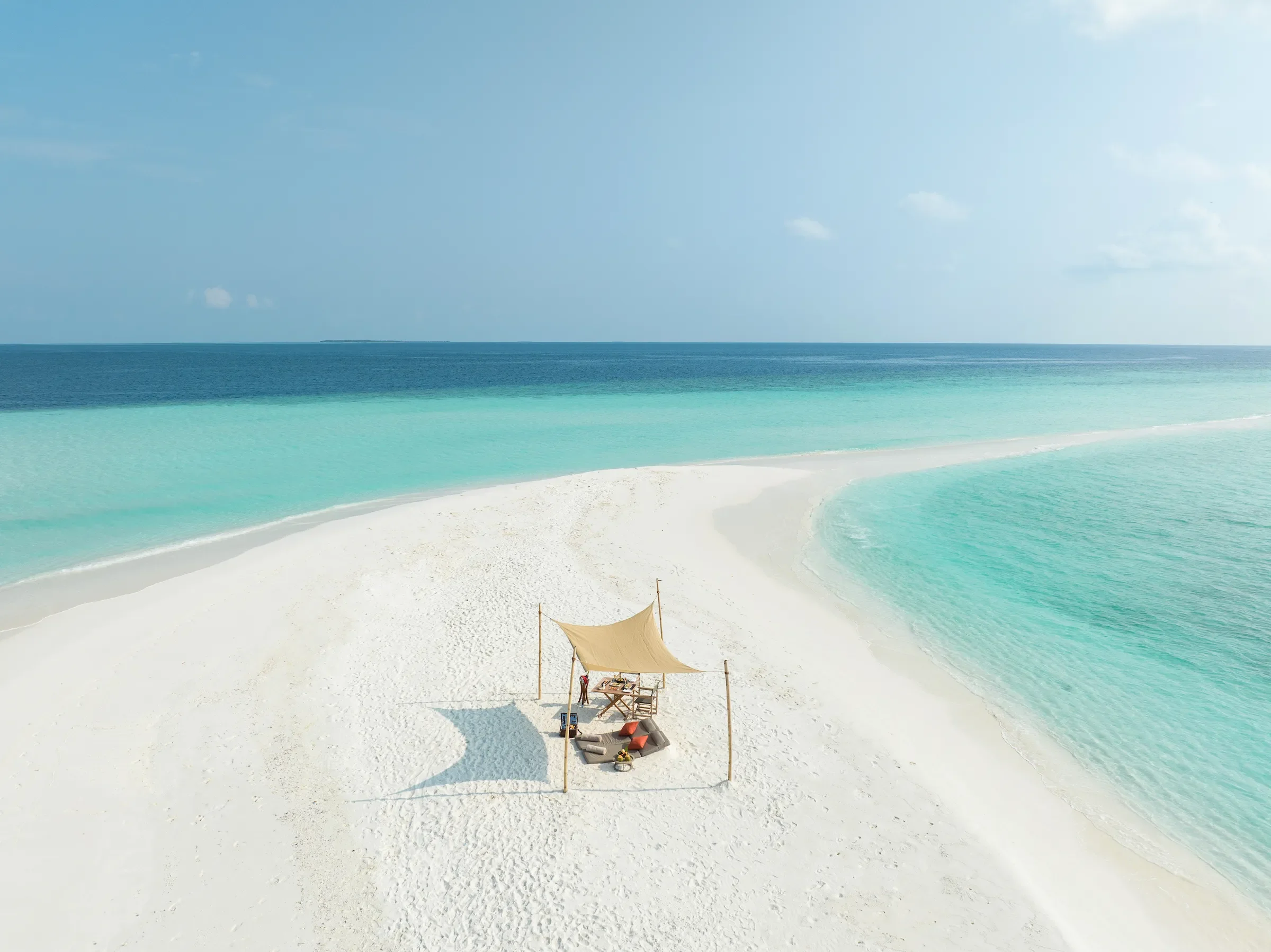 Private picnic on a sandbank, Vakkaru Maldives