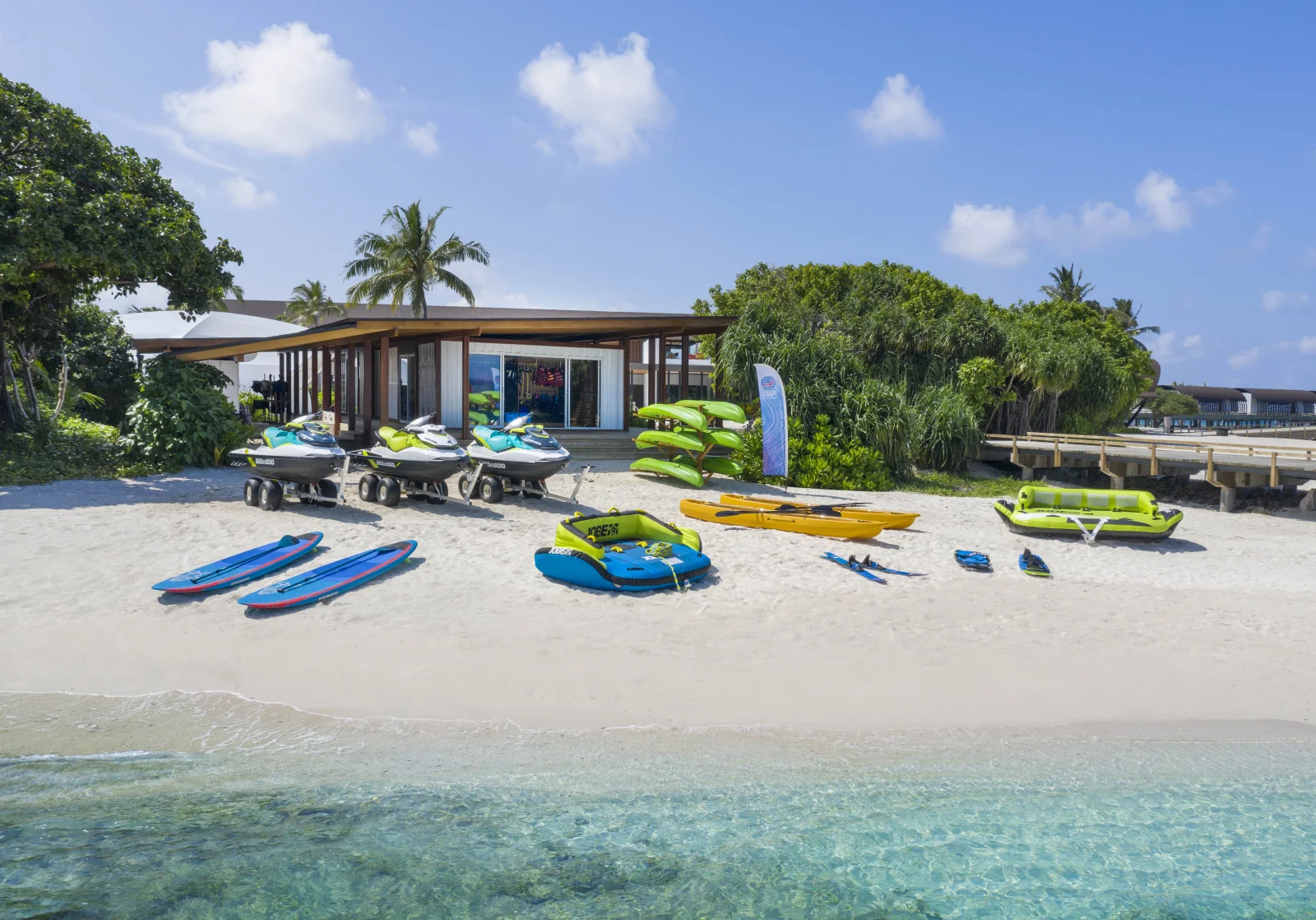 Dive Center, The Westin Maldives Miriandhoo Resort