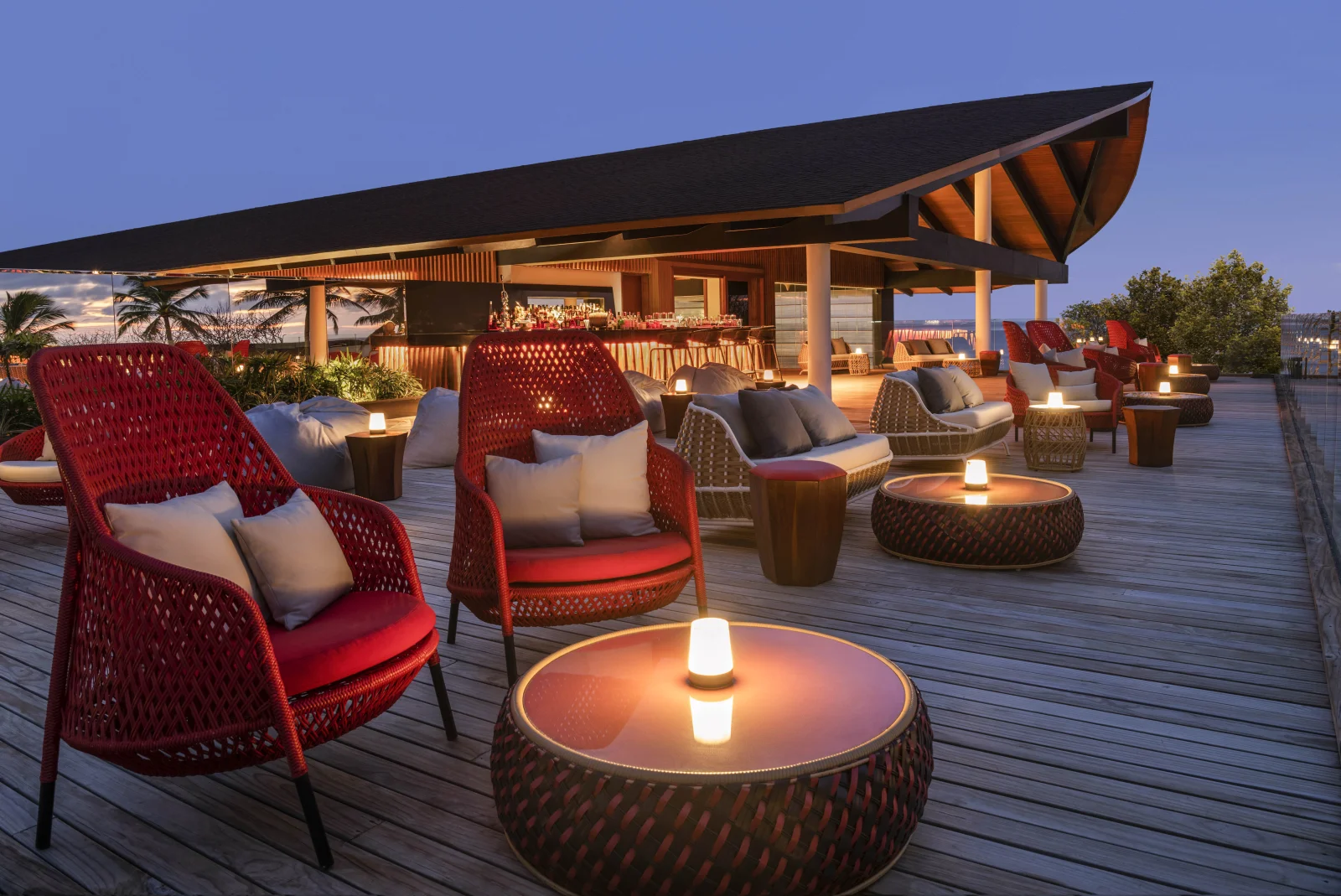 Sunset Bar, The Westin Maldives Miriandhoo Resort