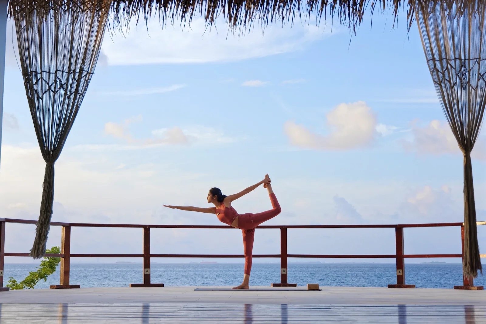 Beach Club, gym & yoga, Grand Park Kodhipparu