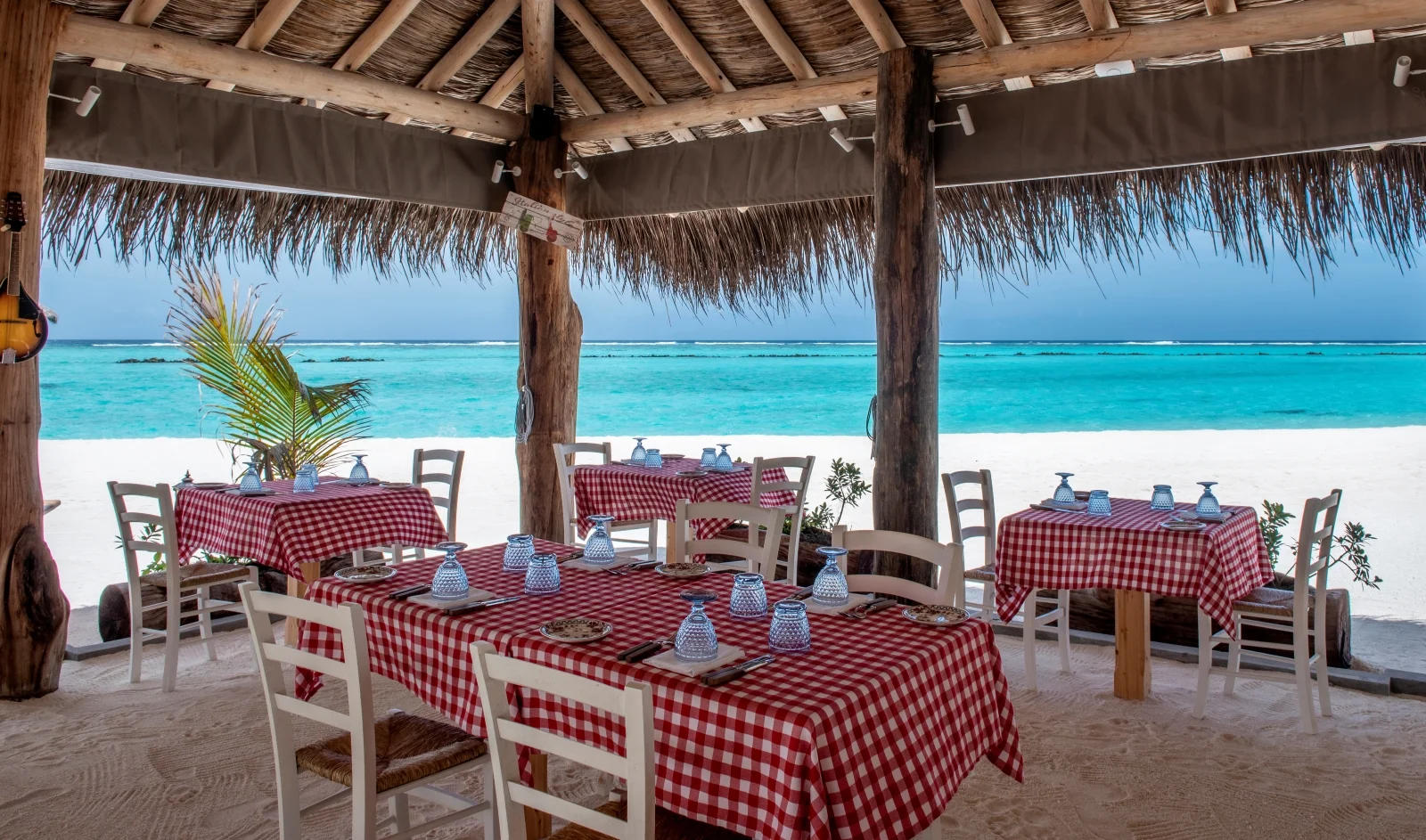La Pasta Italian restaurant on the beach, You&Me by Cocoon