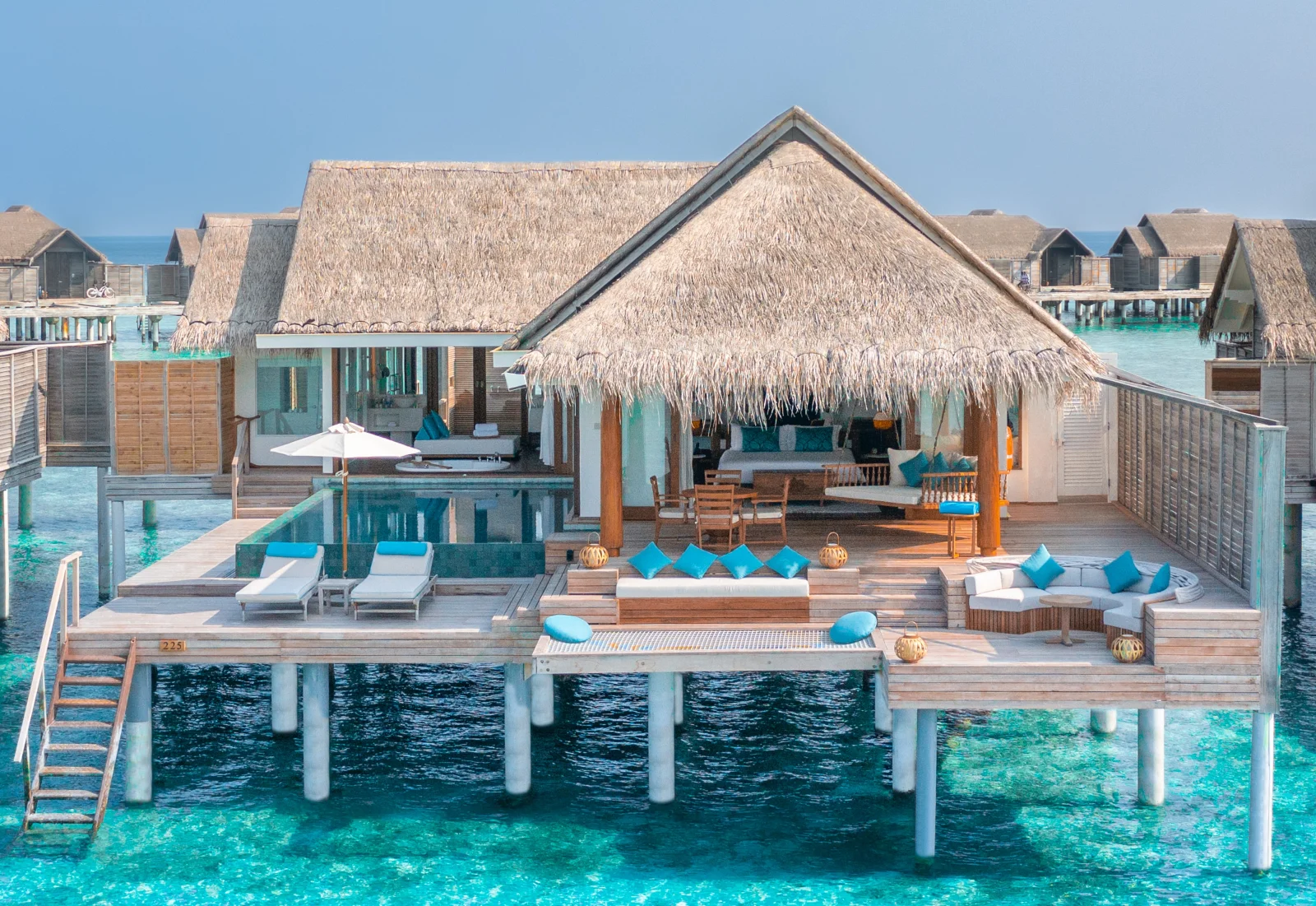 One Bedroom Family Over Water Pool Villa, Anantara Kihavah