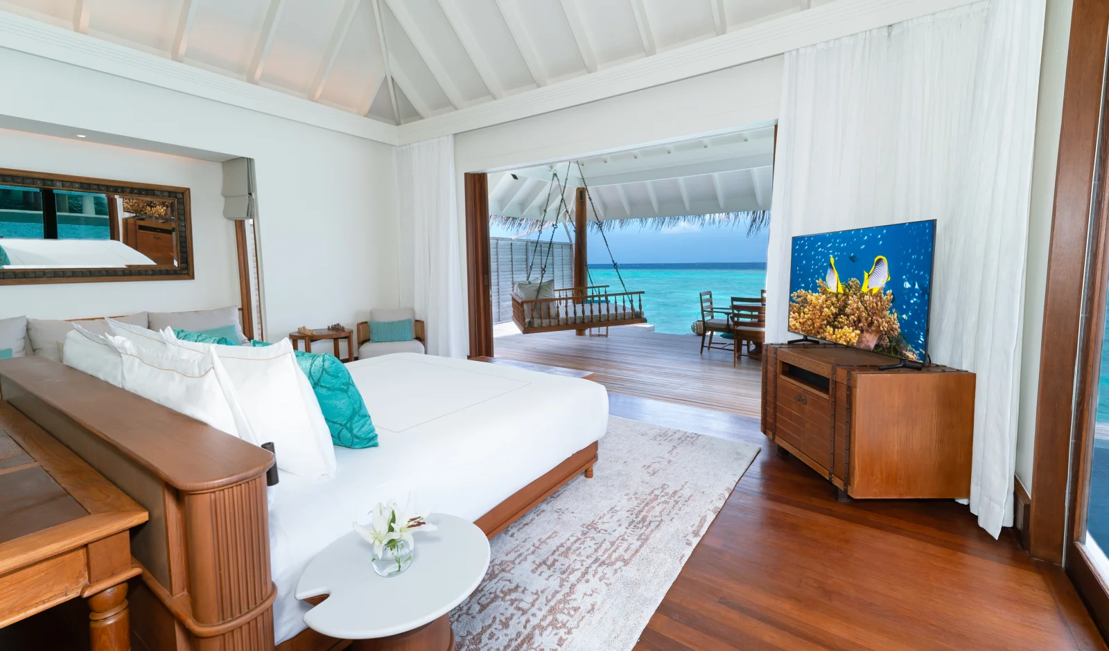 Over Water Pool Villa, Anantara Kihavah