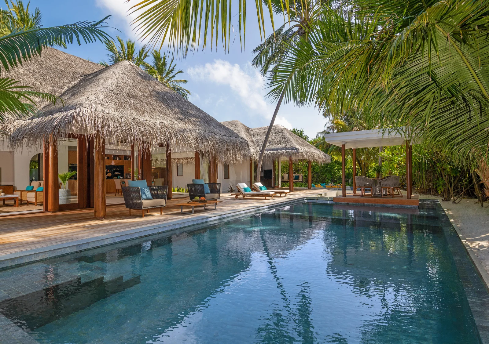 Two Bedroom Beach Pool Residence, Anantara Kihavah