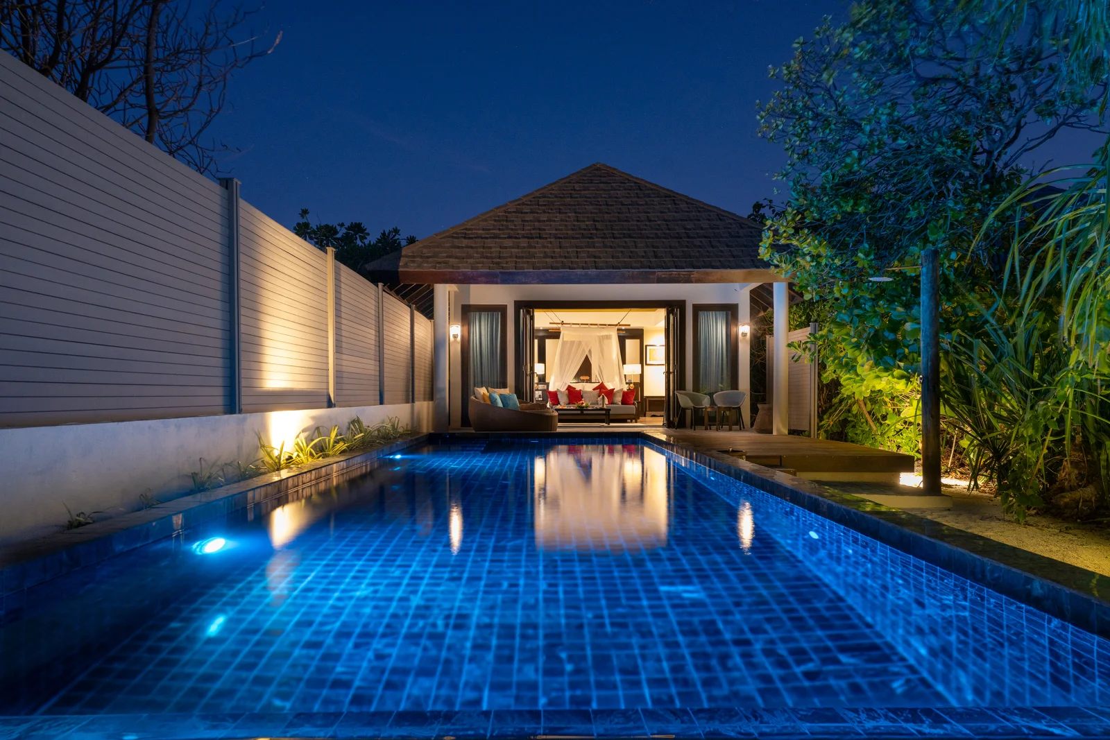 Kanifushi Beach Villa with Pool, Atmosphere Kanifushi