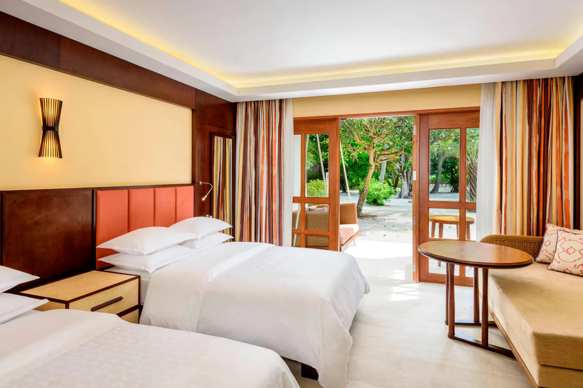 Beach Front Deluxe Double Bed, Sheraton Maldives Full Moon Resort & Spa