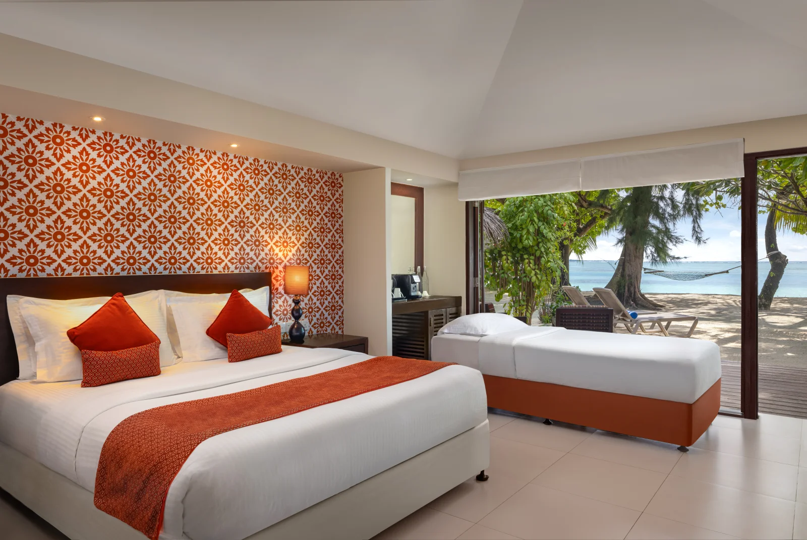 Deluxe Beach Villa, Adaaran Select Hudhuranfushi