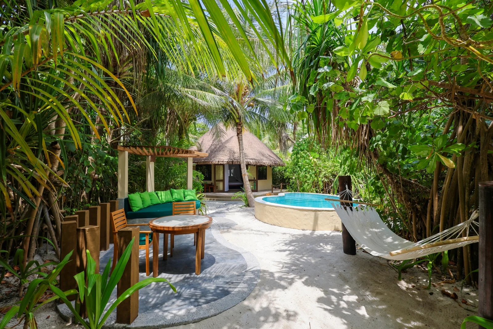 Deluxe Pool Villa, Coco Palm Dhuni Kolhu