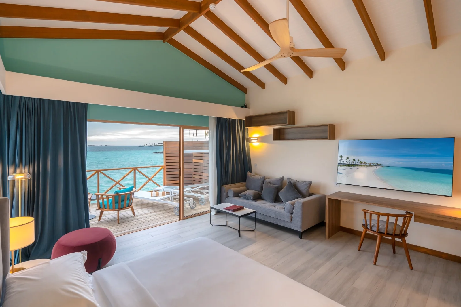Lagoon Suite, Joy Island by Cocoon