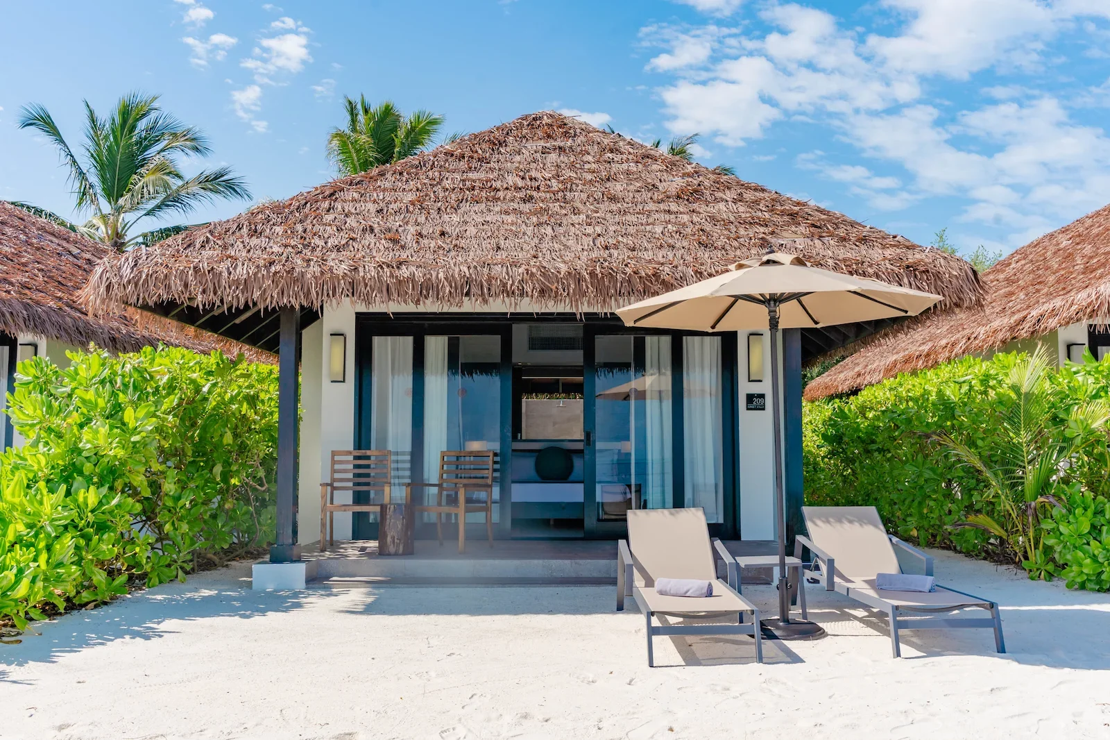 Beach Villa, NOOE Maldives Kunaavashi