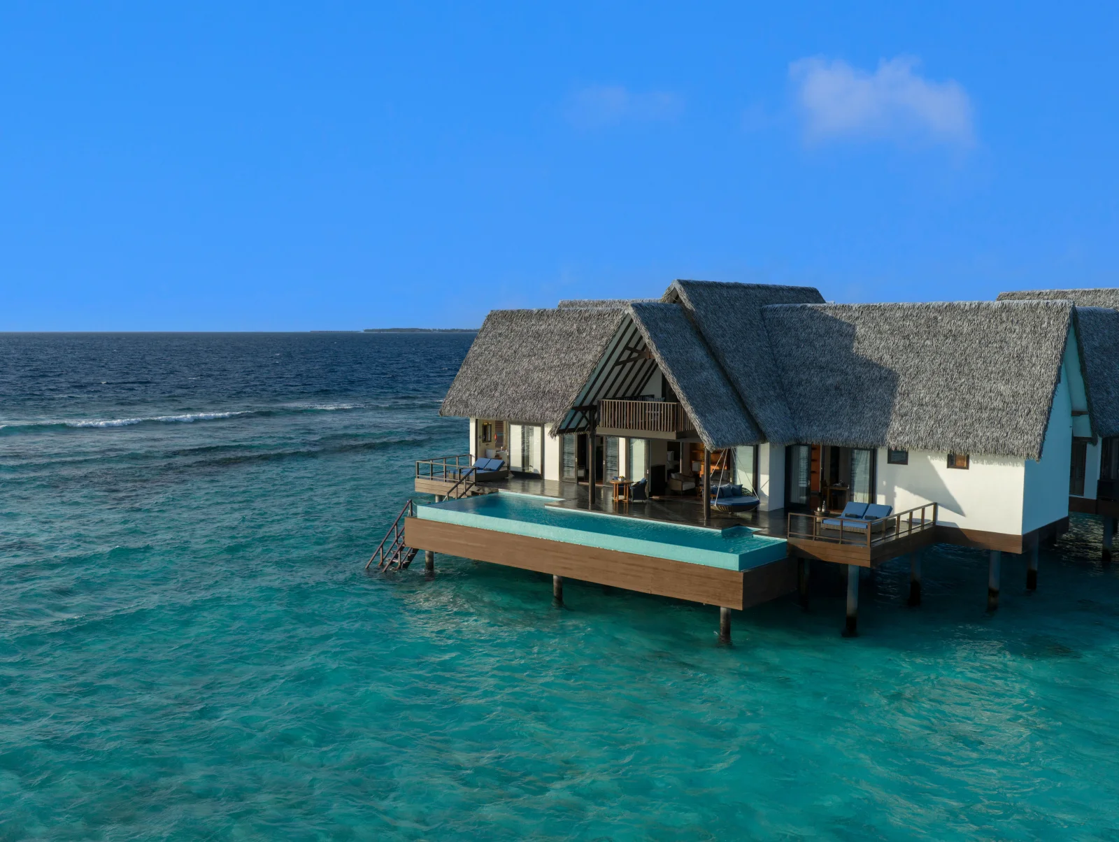 Ocean Residence with Infinity Lap Pool, Heritance Aarah
