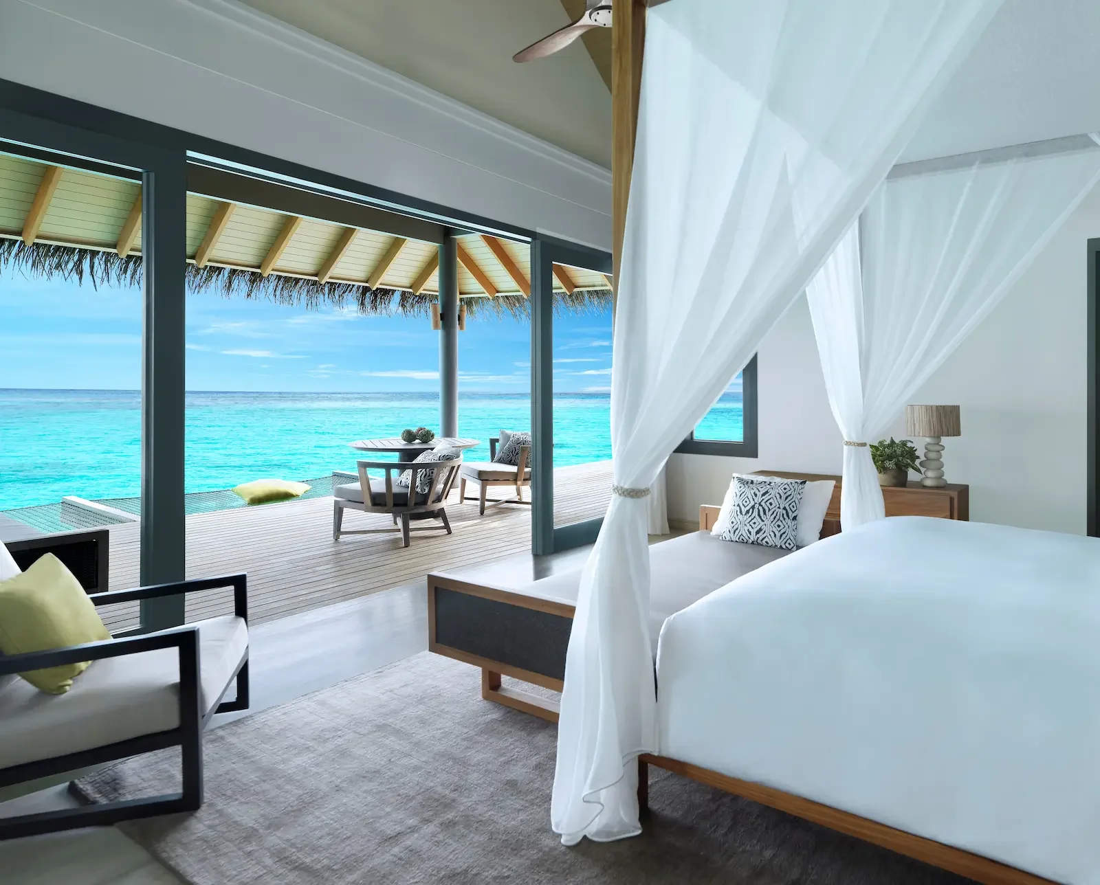 Overwater Villa, Vakkaru Maldives