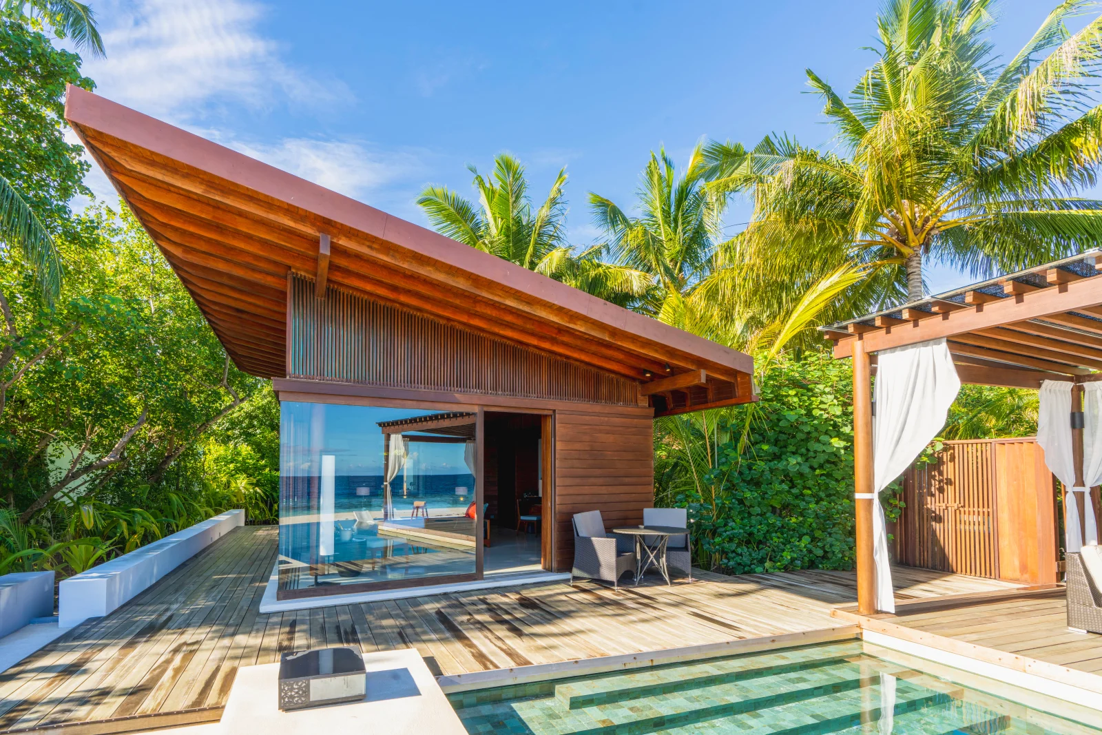 Deluxe Beach Pool Villa, Park Hyatt Maldives Hadahaa