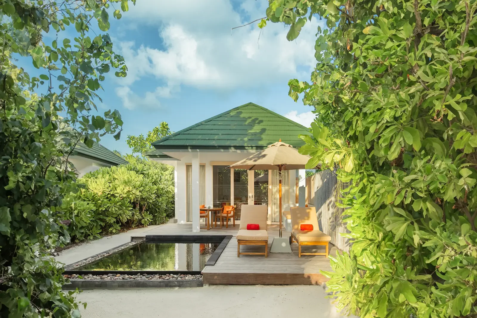Sunset Pool Beach Villa, Siyam World Maldives