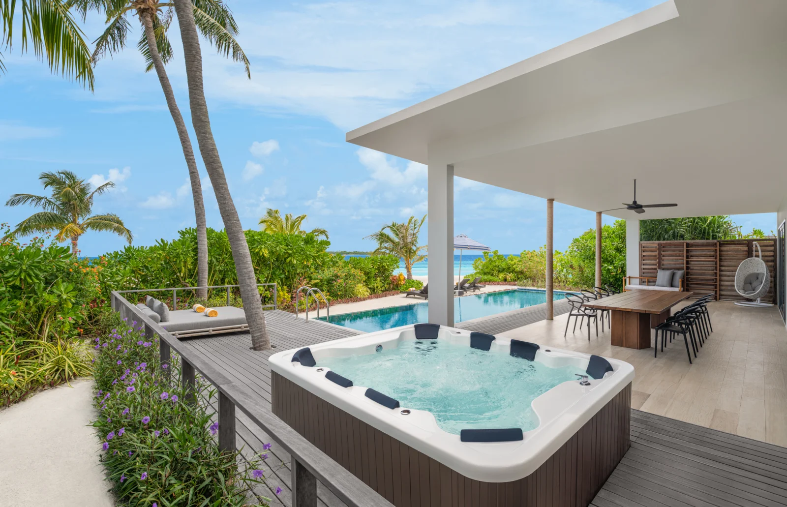 Thilamaafushi Villa Private Hot Tub, Le Méridien Maldives