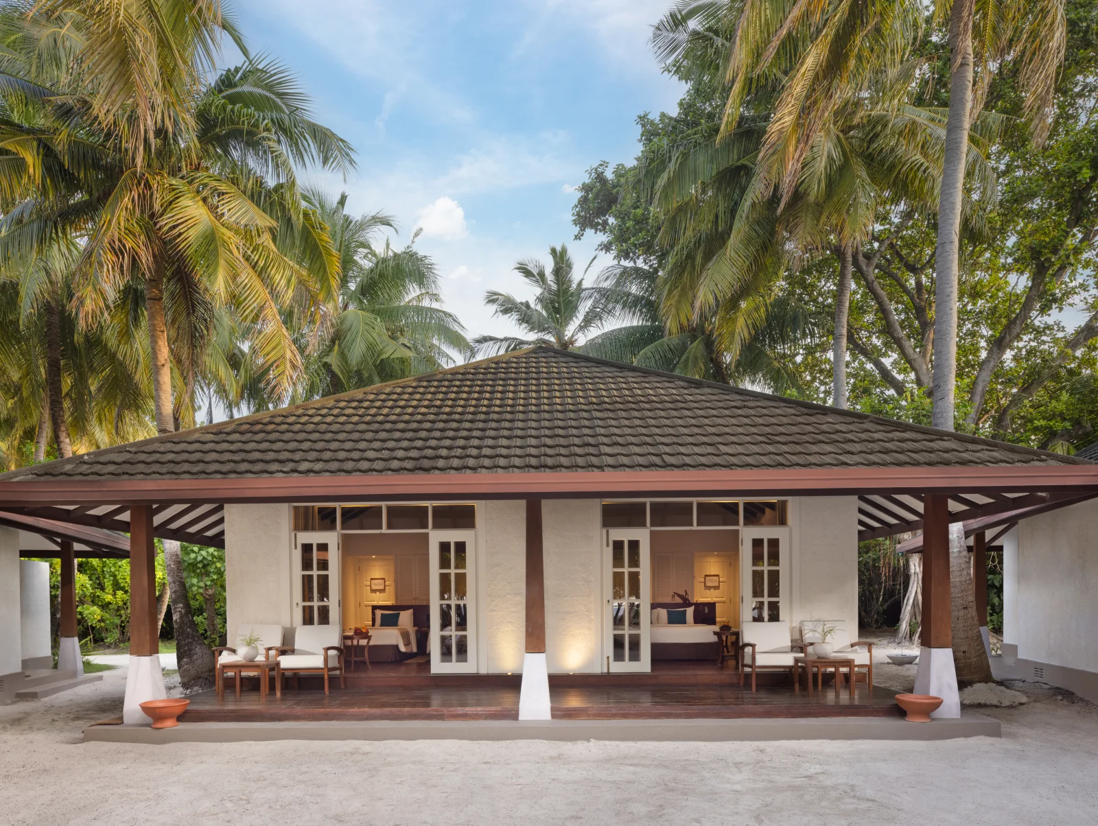 Two-Bedroom Deluxe Family Beach Villa, Adaaran Select Meedhupparu