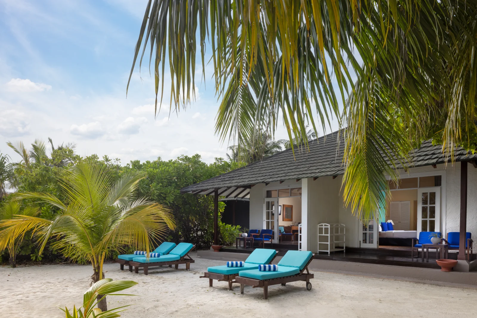 Two-Bedroom Family Beach Villa, Adaaran Select Meedhupparu